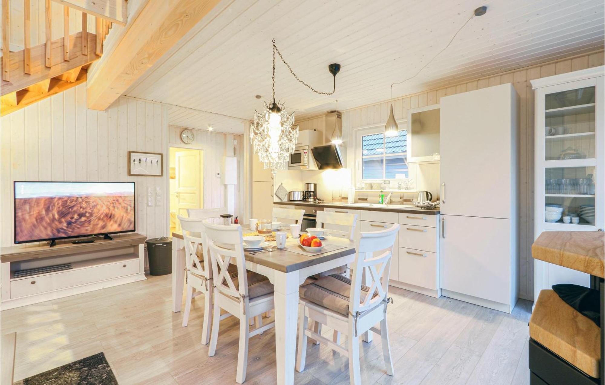 2 Bedroom Stunning Home In Zerpenschleuse Extérieur photo